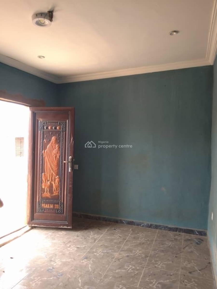 a Pop 1 Room Self Contain, Igode , Adamo, Ikorodu, Lagos, Flat / Apartment for Rent