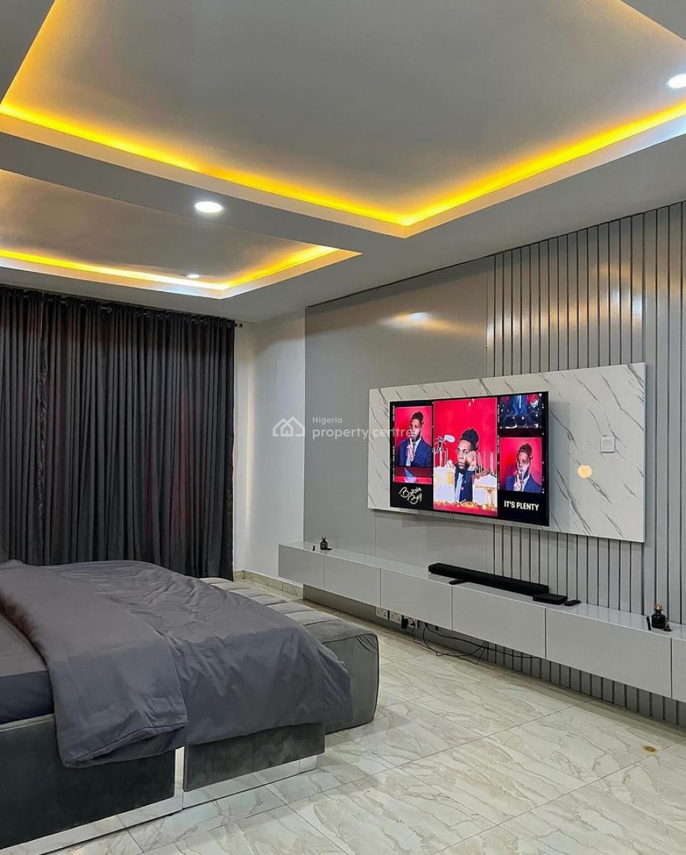 Short-spot Sky Scrapper 3 Bedroom Duplex Apartment, Gbangbala Street, Ikate, Lekki, Lagos, Flat / Apartment Short Let