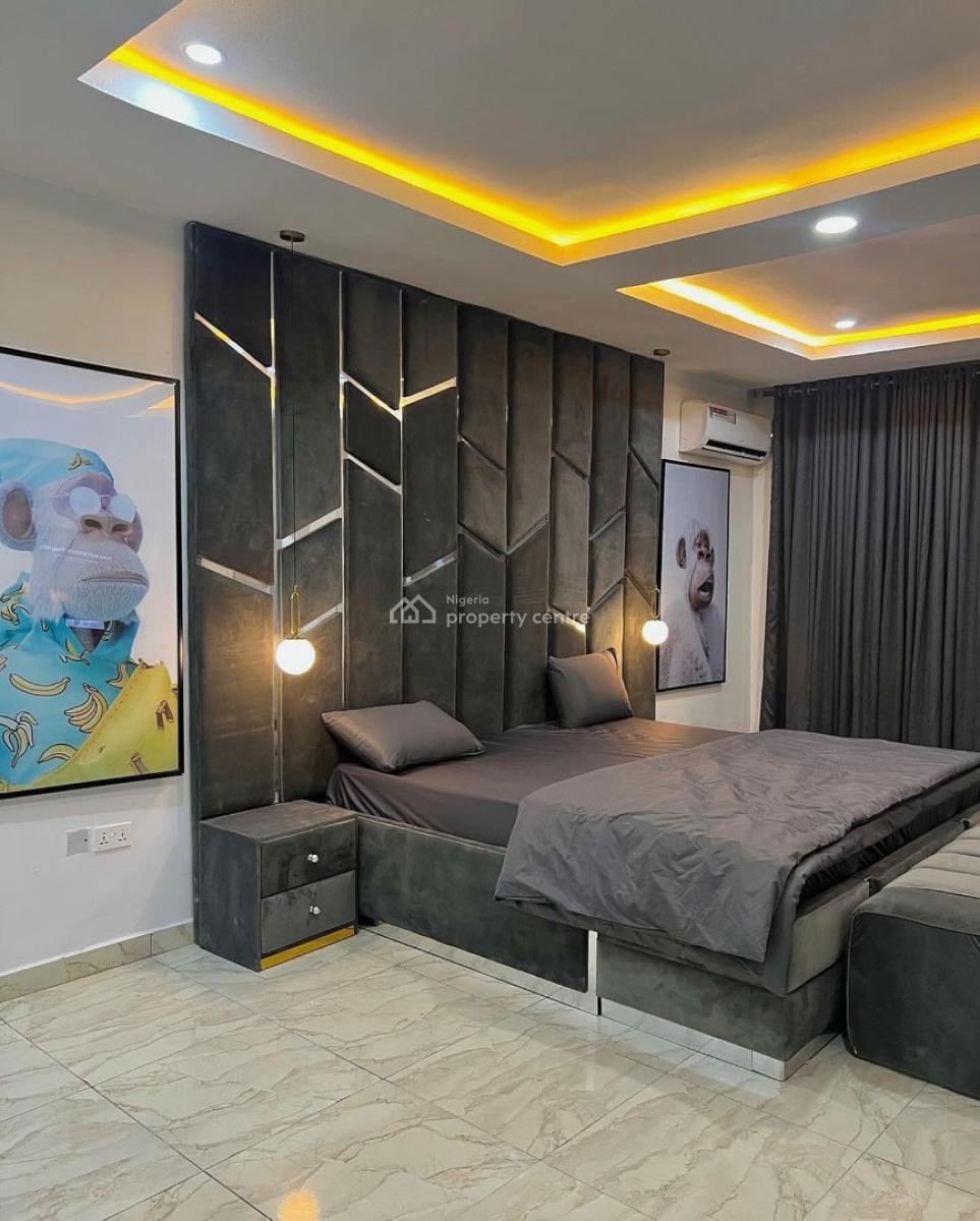 Short-spot Sky Scrapper 3 Bedroom Duplex Apartment, Gbangbala Street, Ikate, Lekki, Lagos, Flat / Apartment Short Let