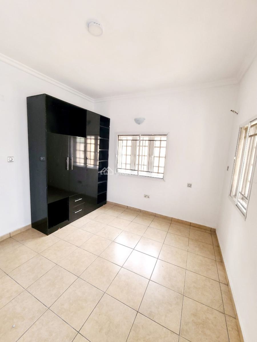Newly Renovated 3 Bedroom Flat, Osapa London Estate, Osapa, Lekki, Lagos, Flat / Apartment for Rent