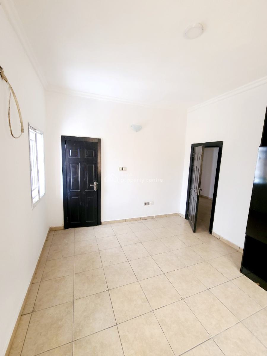 Newly Renovated 3 Bedroom Flat, Osapa London Estate, Osapa, Lekki, Lagos, Flat / Apartment for Rent