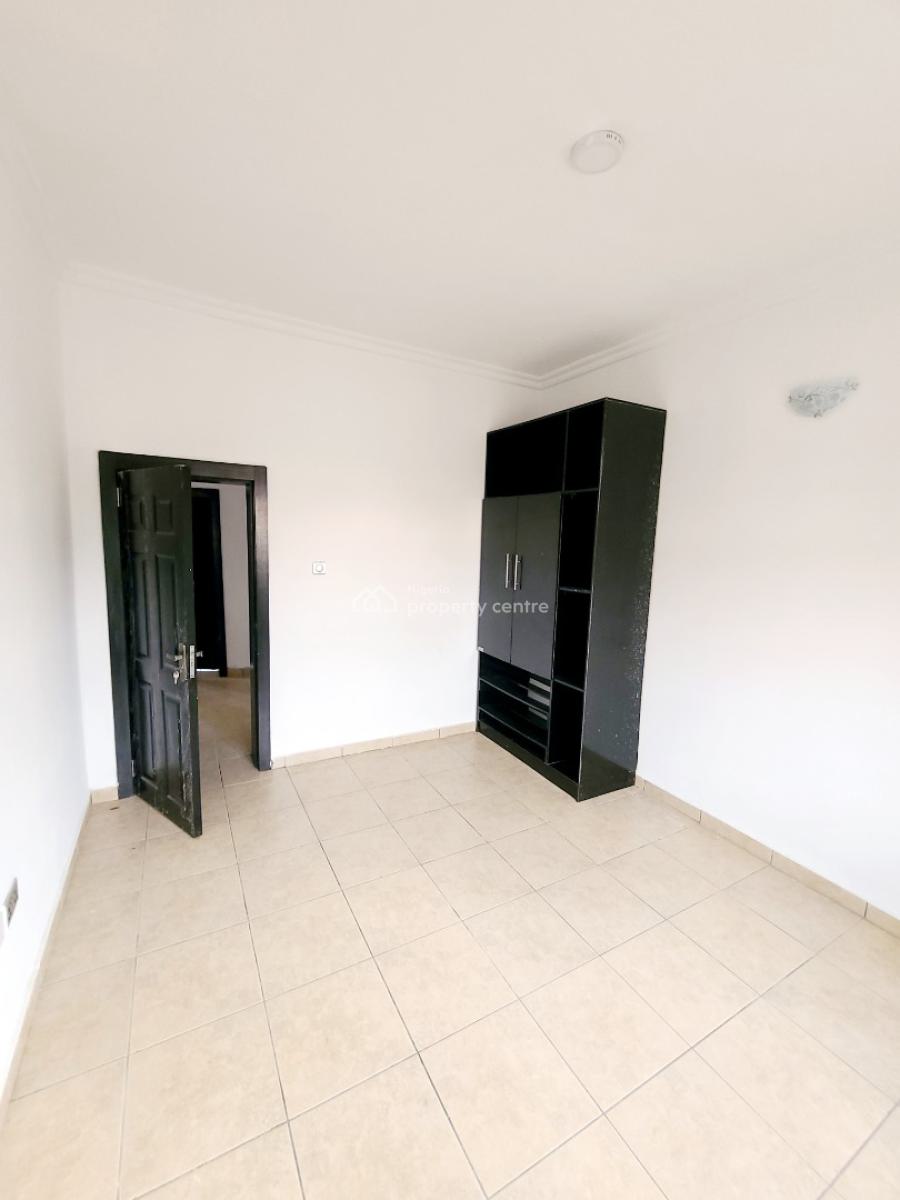 Newly Renovated 3 Bedroom Flat, Osapa London Estate, Osapa, Lekki, Lagos, Flat / Apartment for Rent