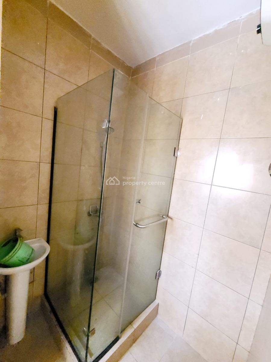 Newly Renovated 3 Bedroom Flat, Osapa London Estate, Osapa, Lekki, Lagos, Flat / Apartment for Rent