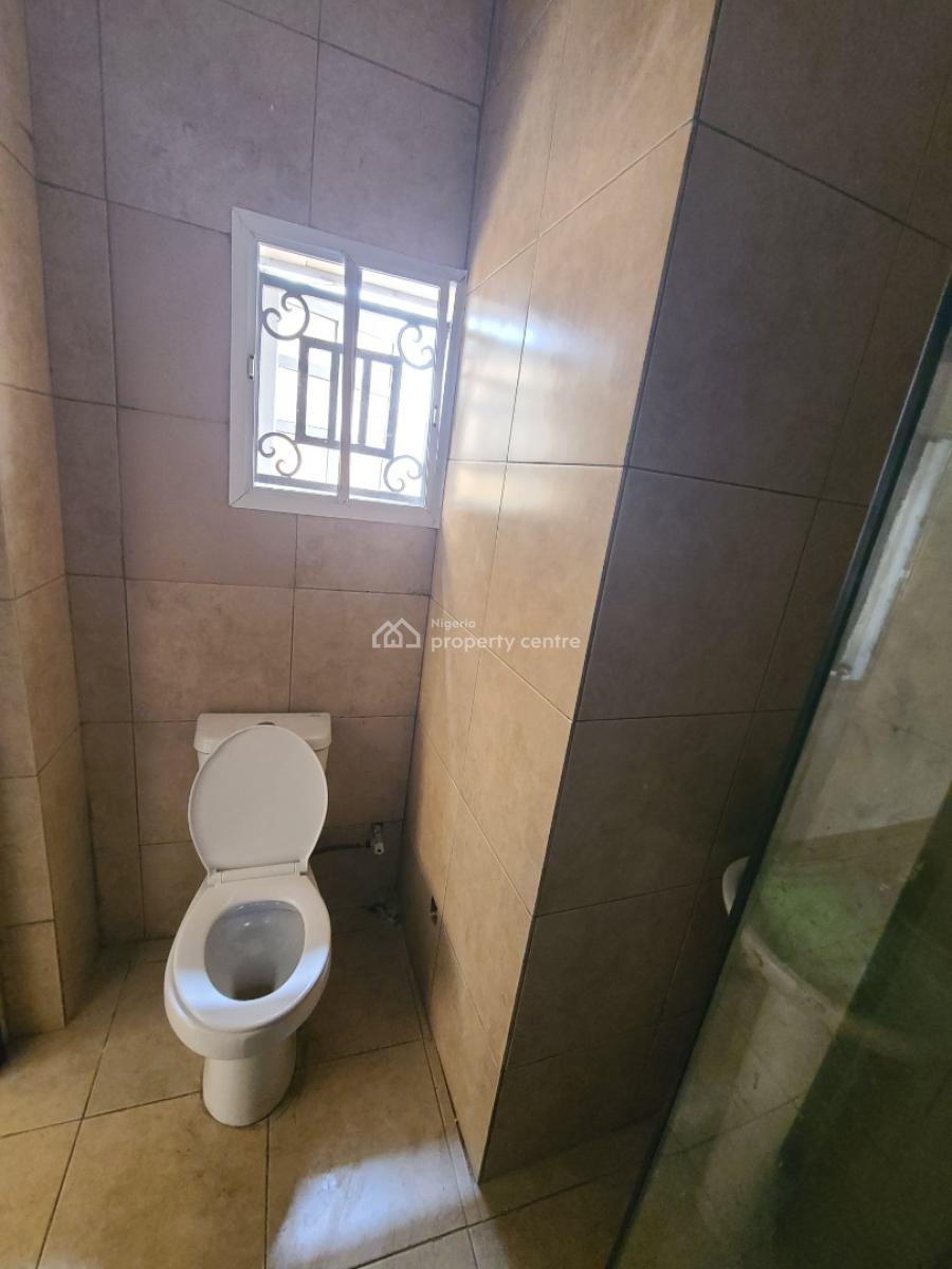 Newly Renovated 3 Bedroom Flat, Osapa London Estate, Osapa, Lekki, Lagos, Flat / Apartment for Rent