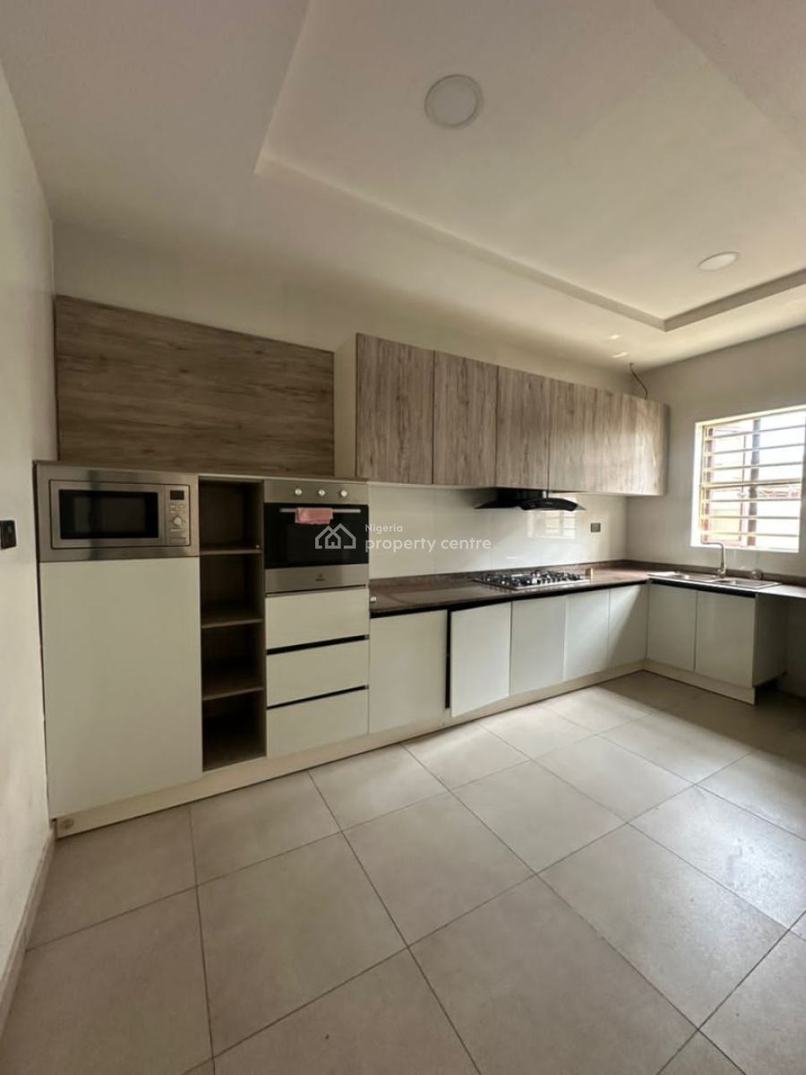 Converted 1 Bedroom & Parlor Mini Flat with Full Kitchen, Orchid Road, Lekki, Lagos, Mini Flat (room and Parlour) for Rent