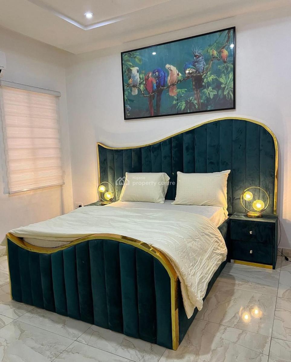 Short-spot Polished 3 Bedroom Duplex Apartment, Gbangbala Street, Ikate, Lekki, Lagos, Flat / Apartment Short Let