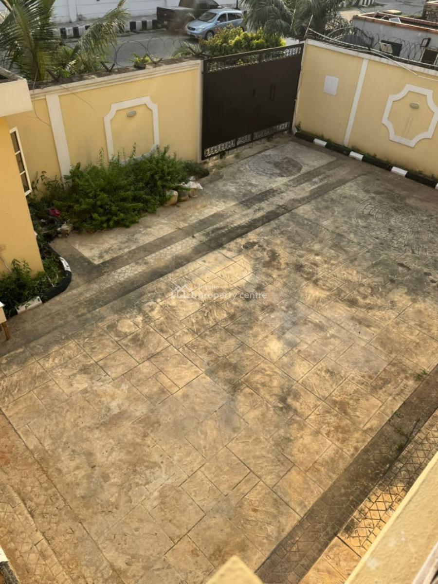 7 Bedrooms Semi-detached Duplex and a 2 Bedrooms Bq with Swimming Pool, Ikoyi, Lagos, Semi-detached Duplex for Rent