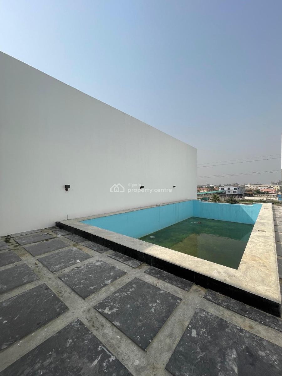 Spacious 2 Bedroom Apartment with Rooftop Terrace and Gym, Lekki Phase 1, Lekki Phase 1, Lekki, Lagos, Block of Flats for Sale