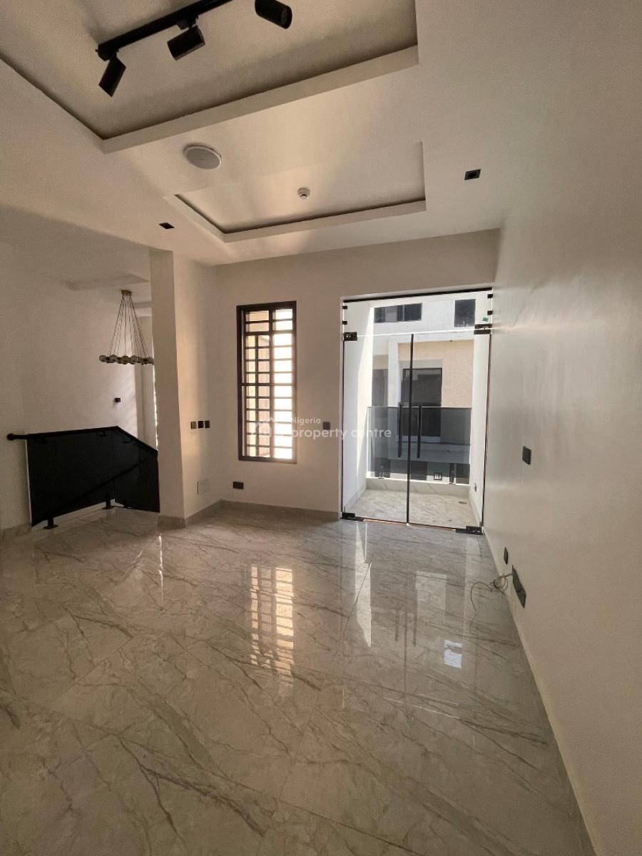 Well Built 4 Bedroom Terraced Duplex with Bq in a Secured Location, Lekki Phase 1, Lekki Phase 1, Lekki, Lagos, Terraced Duplex for Sale