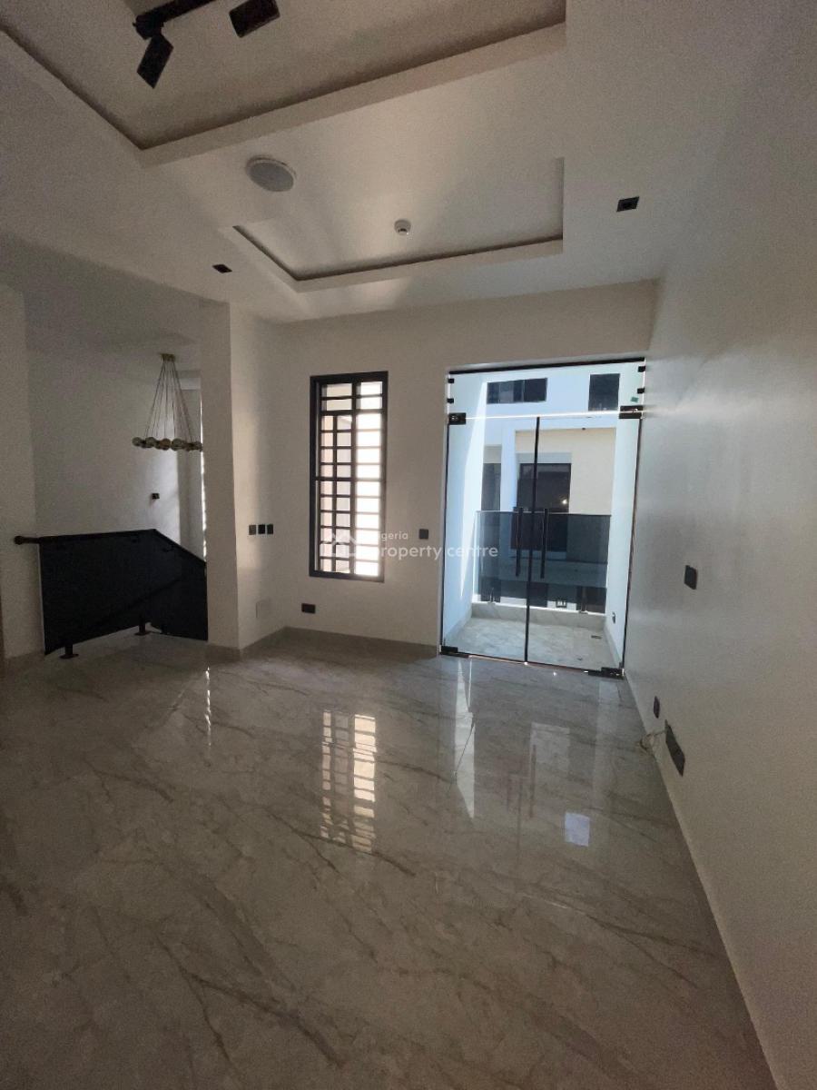 Well Built 4 Bedroom Terraced Duplex with Bq in a Secured Location, Lekki Phase 1, Lekki Phase 1, Lekki, Lagos, Terraced Duplex for Sale