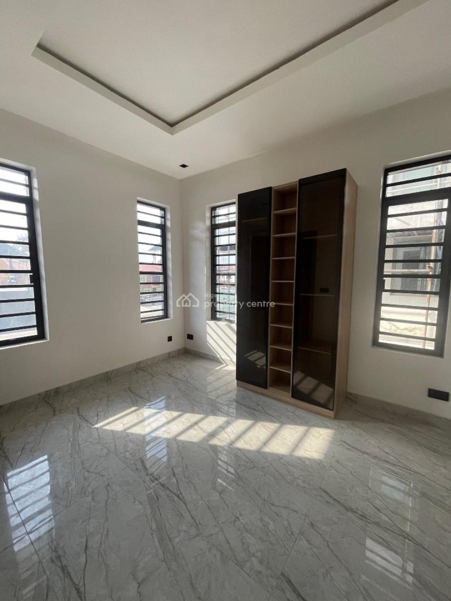 Well Built 4 Bedroom Terraced Duplex with Bq in a Secured Location, Lekki Phase 1, Lekki Phase 1, Lekki, Lagos, Terraced Duplex for Sale