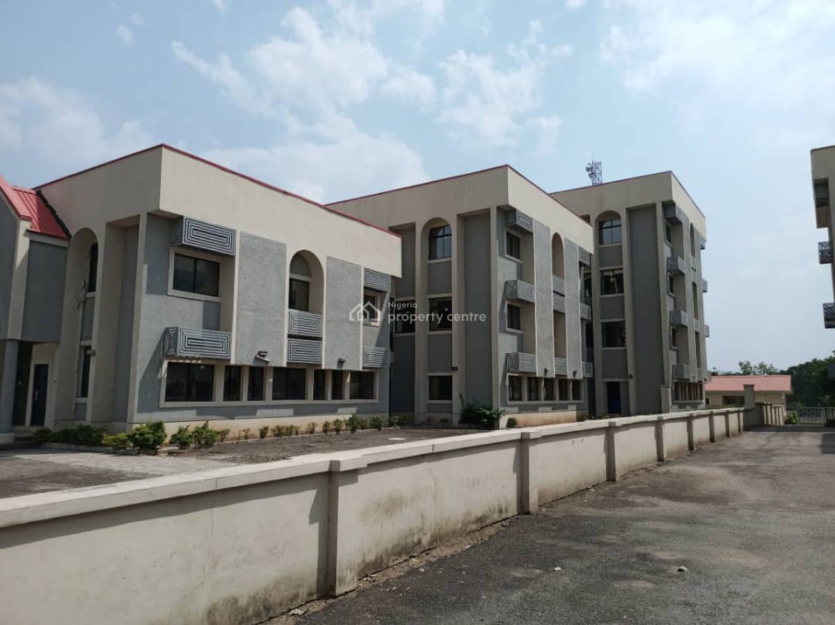 Office Complex on The Major Road, Location Maitama, Maitama District, Abuja, Plaza / Complex / Mall for Rent
