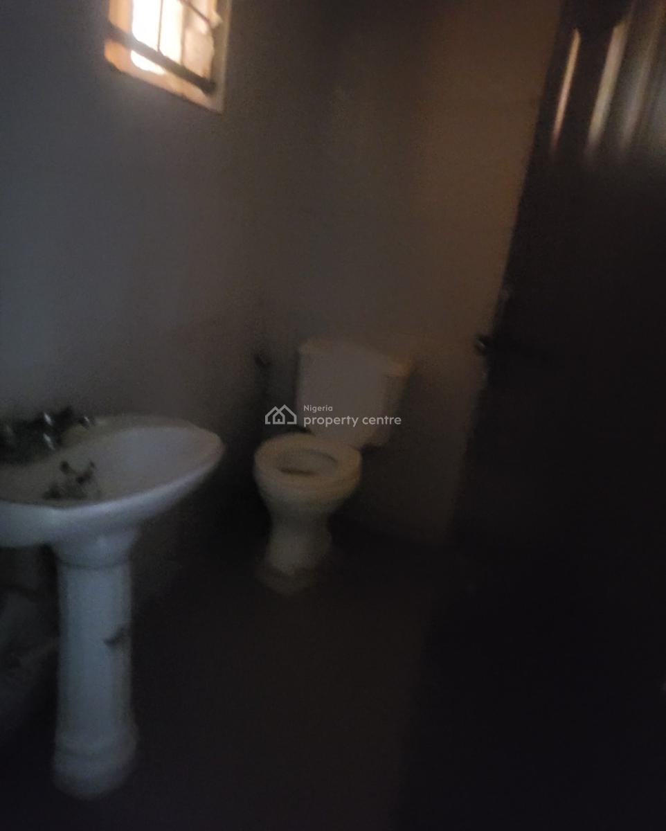 Luxurious Massive 2bedroom Flat, By American International School, Durumi, Abuja, Flat / Apartment for Rent