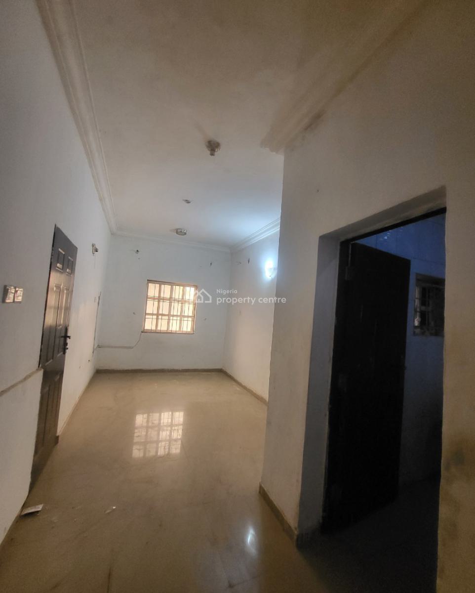 Luxurious Massive 2bedroom Flat, By American International School, Durumi, Abuja, Flat / Apartment for Rent