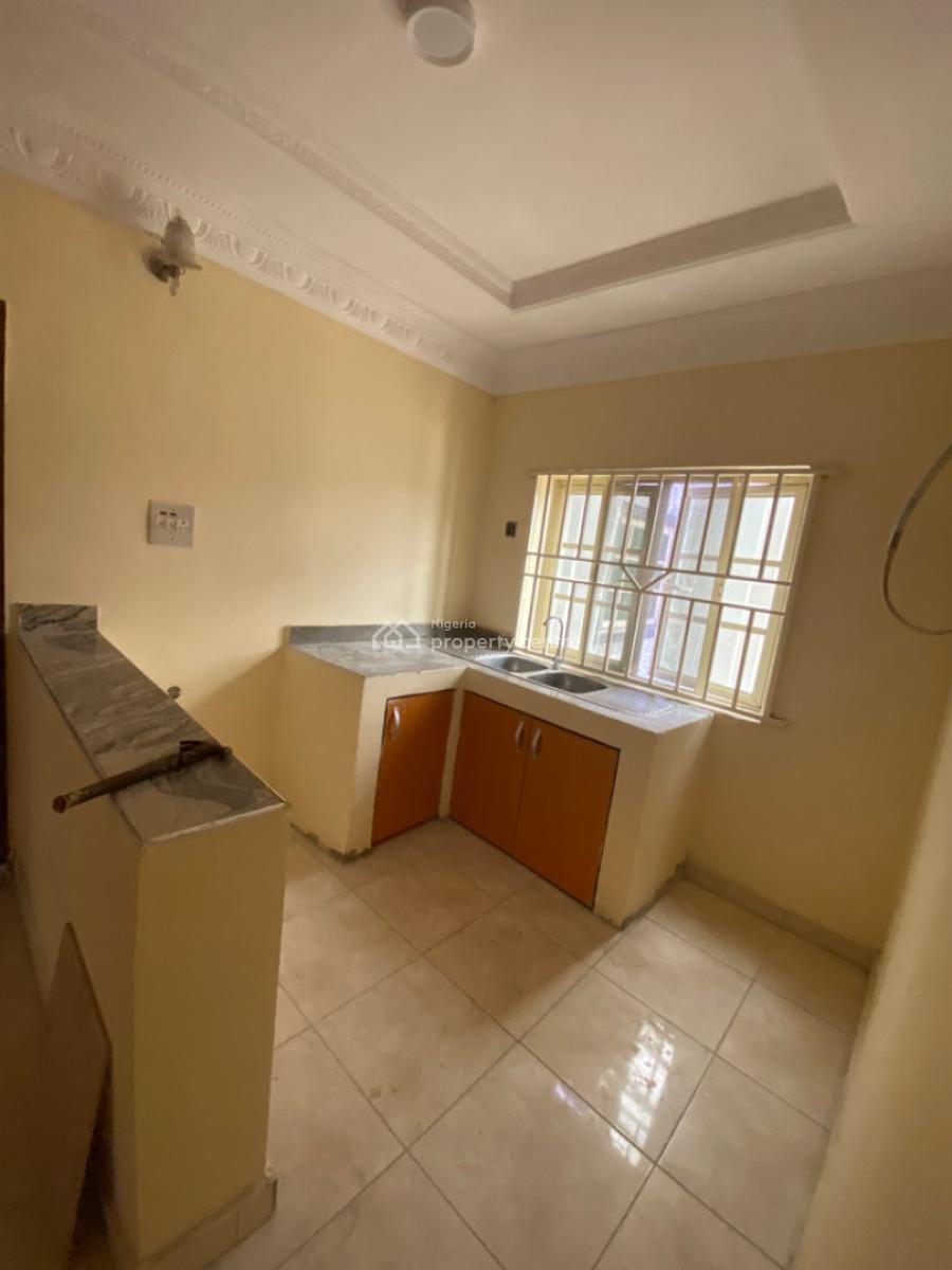 Neatly Used 2bedroom Flat, Lekki Sheme 2, Abraham Adesanya, Ajah, Lagos, Flat / Apartment for Rent