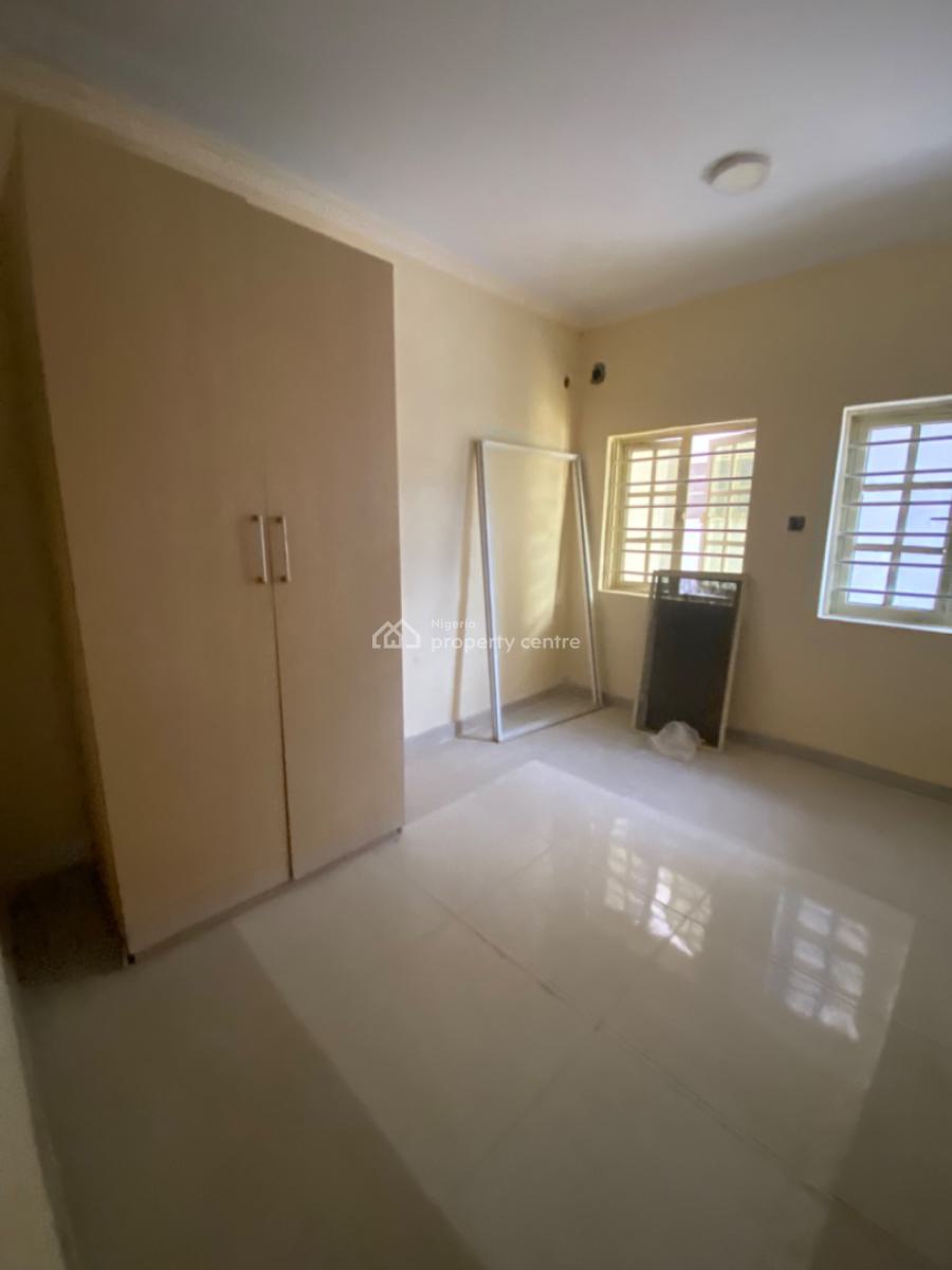 Neatly Used 2bedroom Flat, Lekki Sheme 2, Abraham Adesanya, Ajah, Lagos, Flat / Apartment for Rent