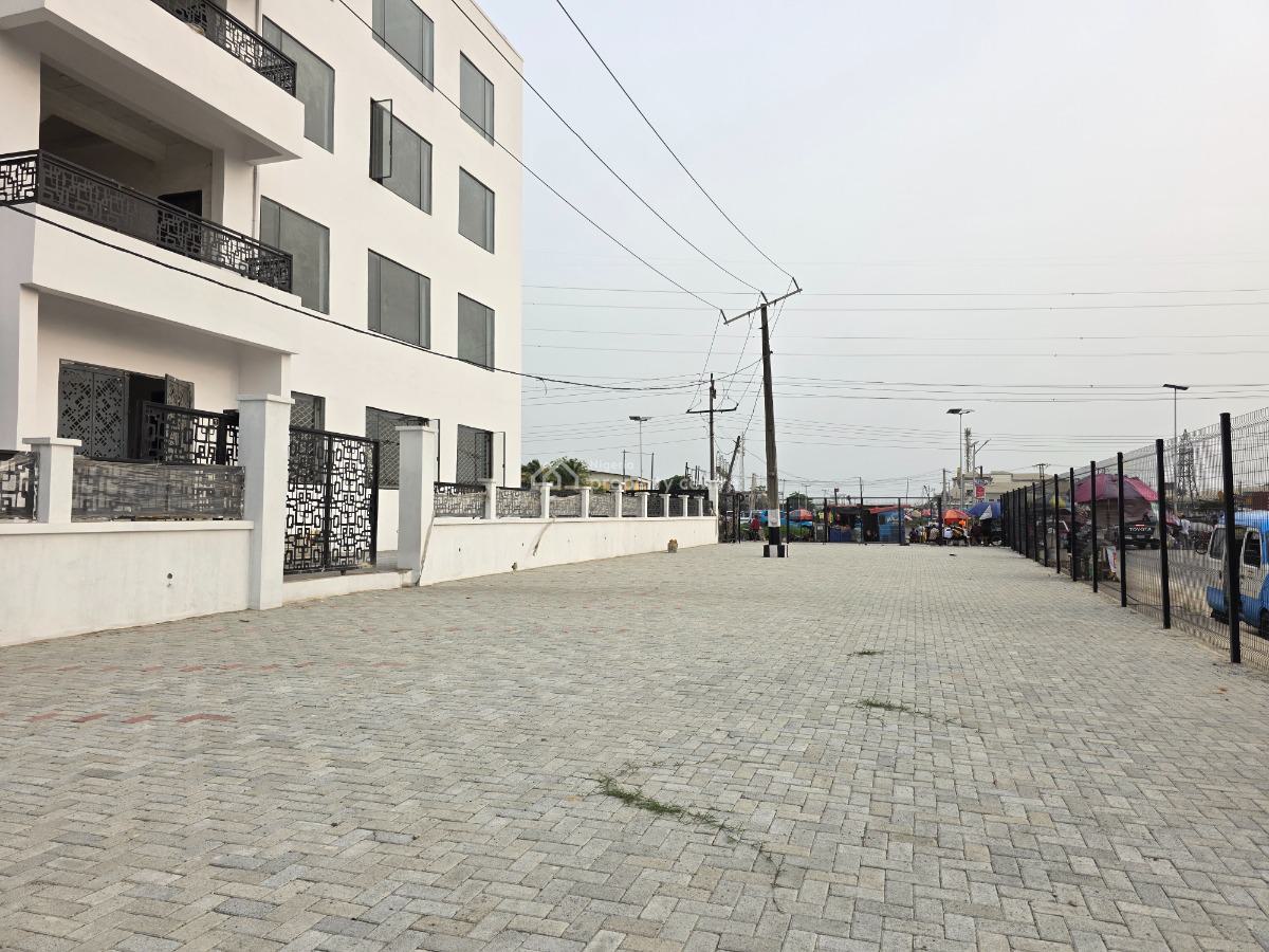 Commercial Space, Ikate Elegushi, Lekki, Lagos, Plaza / Complex / Mall for Sale