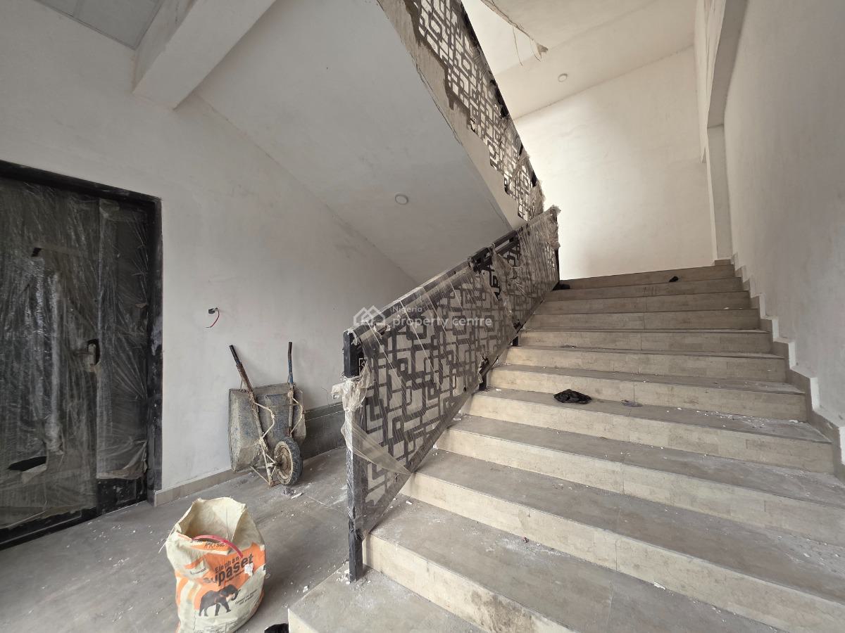 Commercial Space, Ikate Elegushi, Lekki, Lagos, Plaza / Complex / Mall for Sale