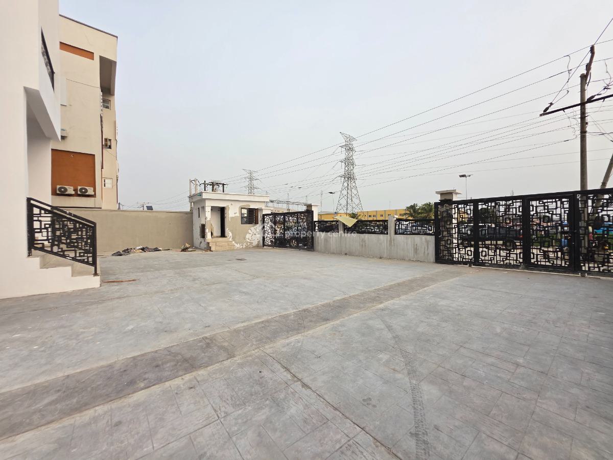 Commercial Space, Ikate Elegushi, Lekki, Lagos, Plaza / Complex / Mall for Sale