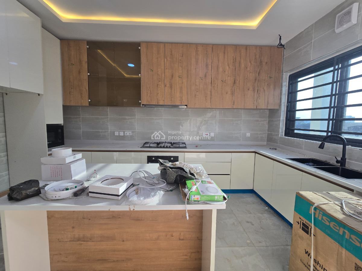 Brand New Luxury &fully Serviced 4 Bedroom Pent House with Bq&elevator, Oniru Estate, Victoria Island (vi), Lagos, Flat / Apartment for Sale