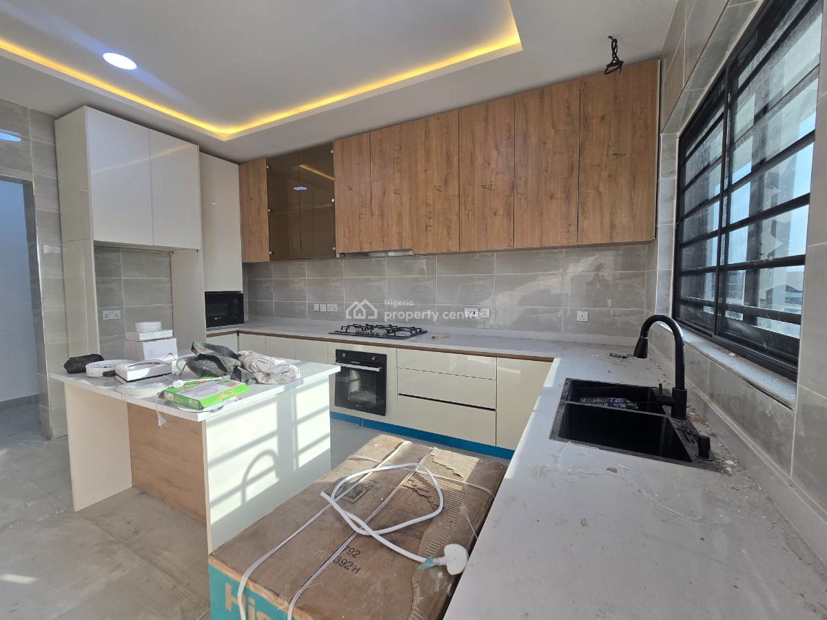 Brand New Luxury &fully Serviced 4 Bedroom Pent House with Bq&elevator, Oniru Estate, Victoria Island (vi), Lagos, Flat / Apartment for Sale