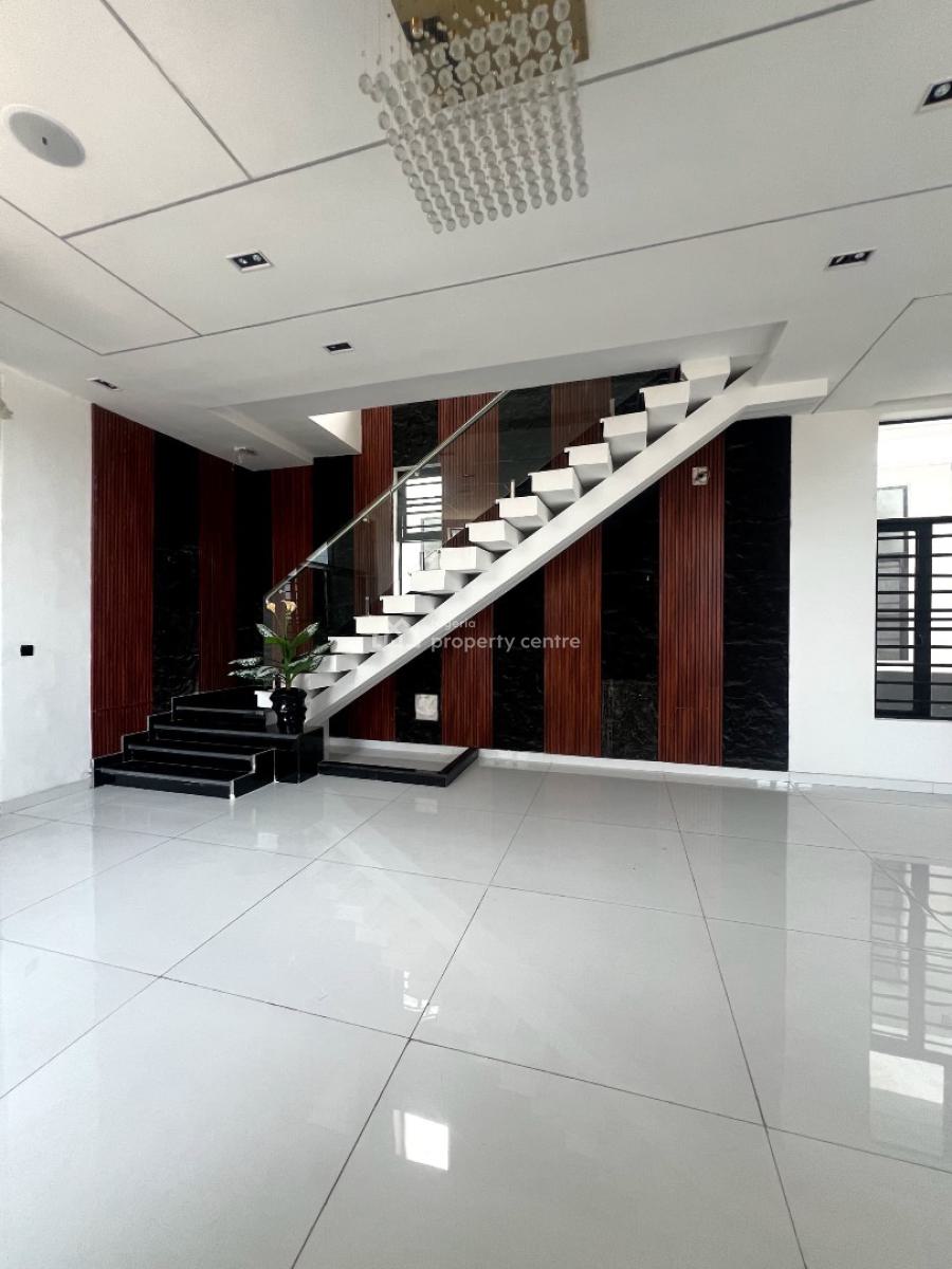 5 Bedroom Fully Detached +pool, Chevron, Lekki, Lagos, Detached Duplex for Sale