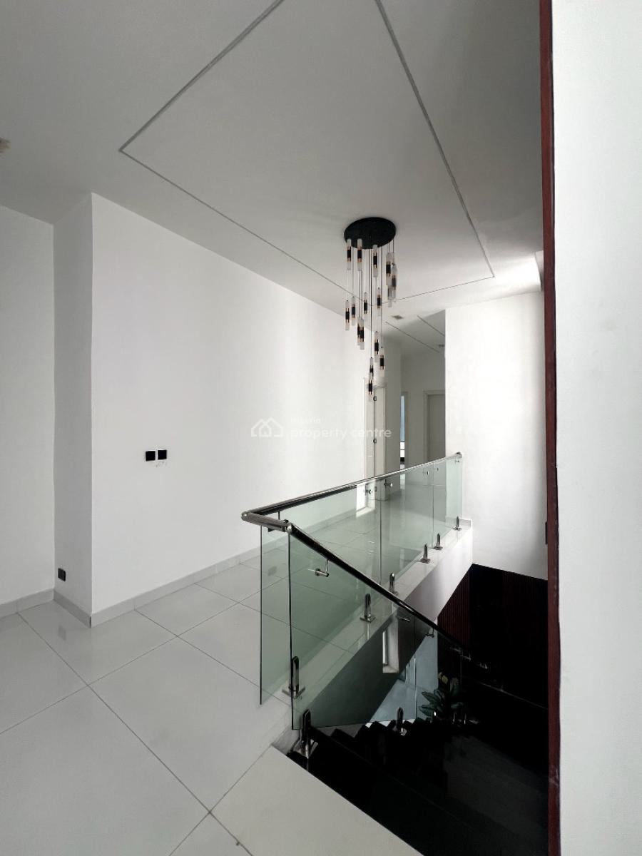 5 Bedroom Fully Detached +pool, Chevron, Lekki, Lagos, Detached Duplex for Sale