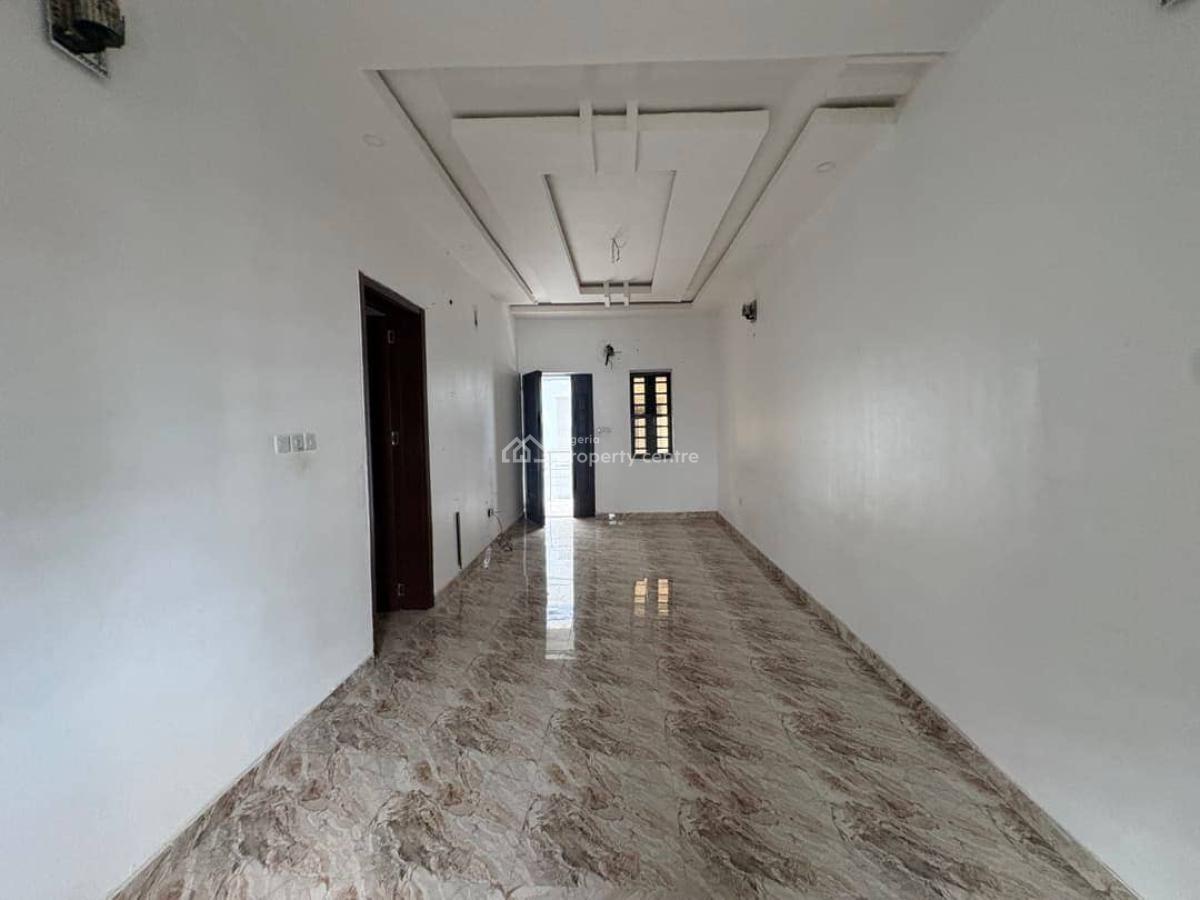 Spacious 2 Bedroom Apartment, Chevron Alternative, Lekki Expressway, Lekki, Lagos, Flat / Apartment for Rent