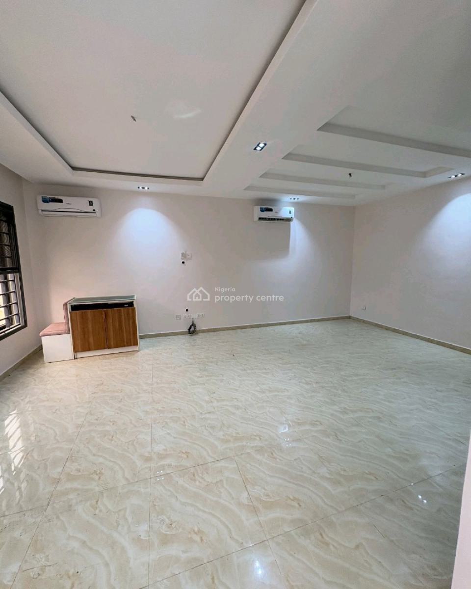 This Is a Lovely 4 Bedroom Terrace Duplex with a Bq, Osapa, Lekki, Lagos, Terraced Duplex for Rent