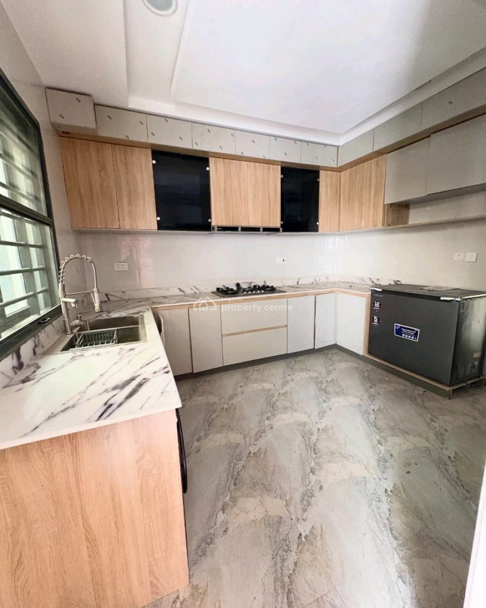 This Is a Lovely 4 Bedroom Terrace Duplex with a Bq, Osapa, Lekki, Lagos, Terraced Duplex for Rent