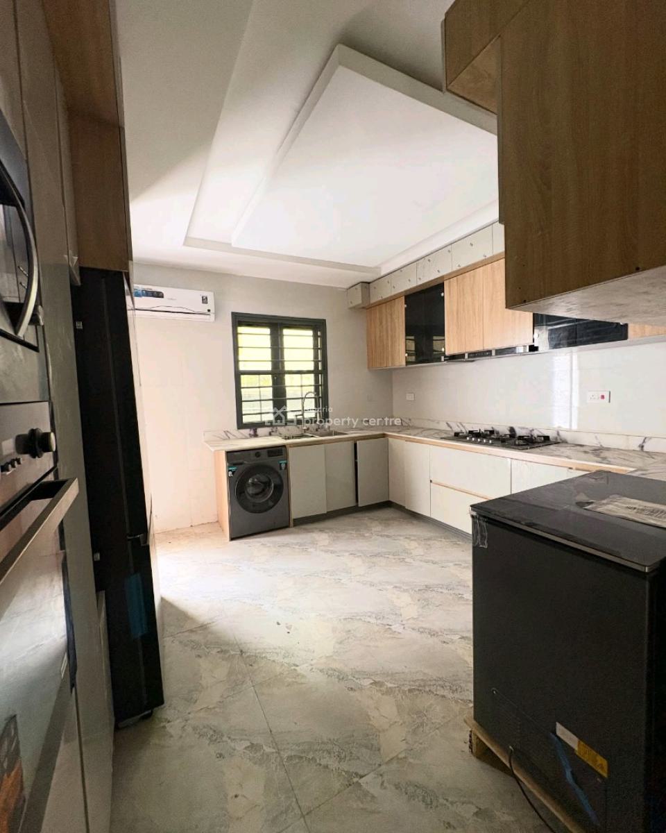 This Is a Lovely 4 Bedroom Terrace Duplex with a Bq, Osapa, Lekki, Lagos, Terraced Duplex for Rent