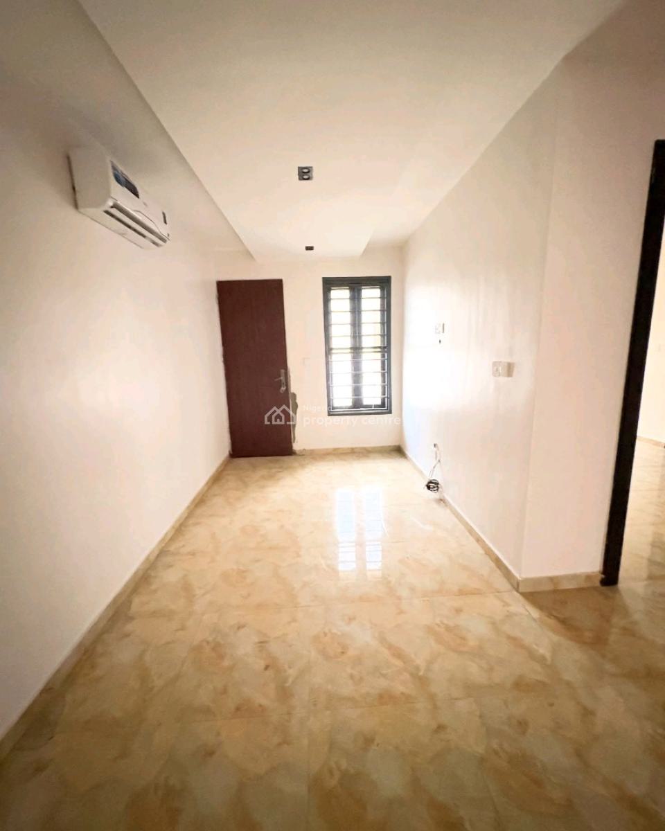 This Is a Lovely 4 Bedroom Terrace Duplex with a Bq, Osapa, Lekki, Lagos, Terraced Duplex for Rent