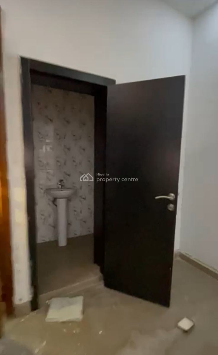 Newly Built Mini Flat at Ogombo { Video}, Muniru Estate, Ogombo, Ajah, Lagos, Mini Flat (room and Parlour) for Rent