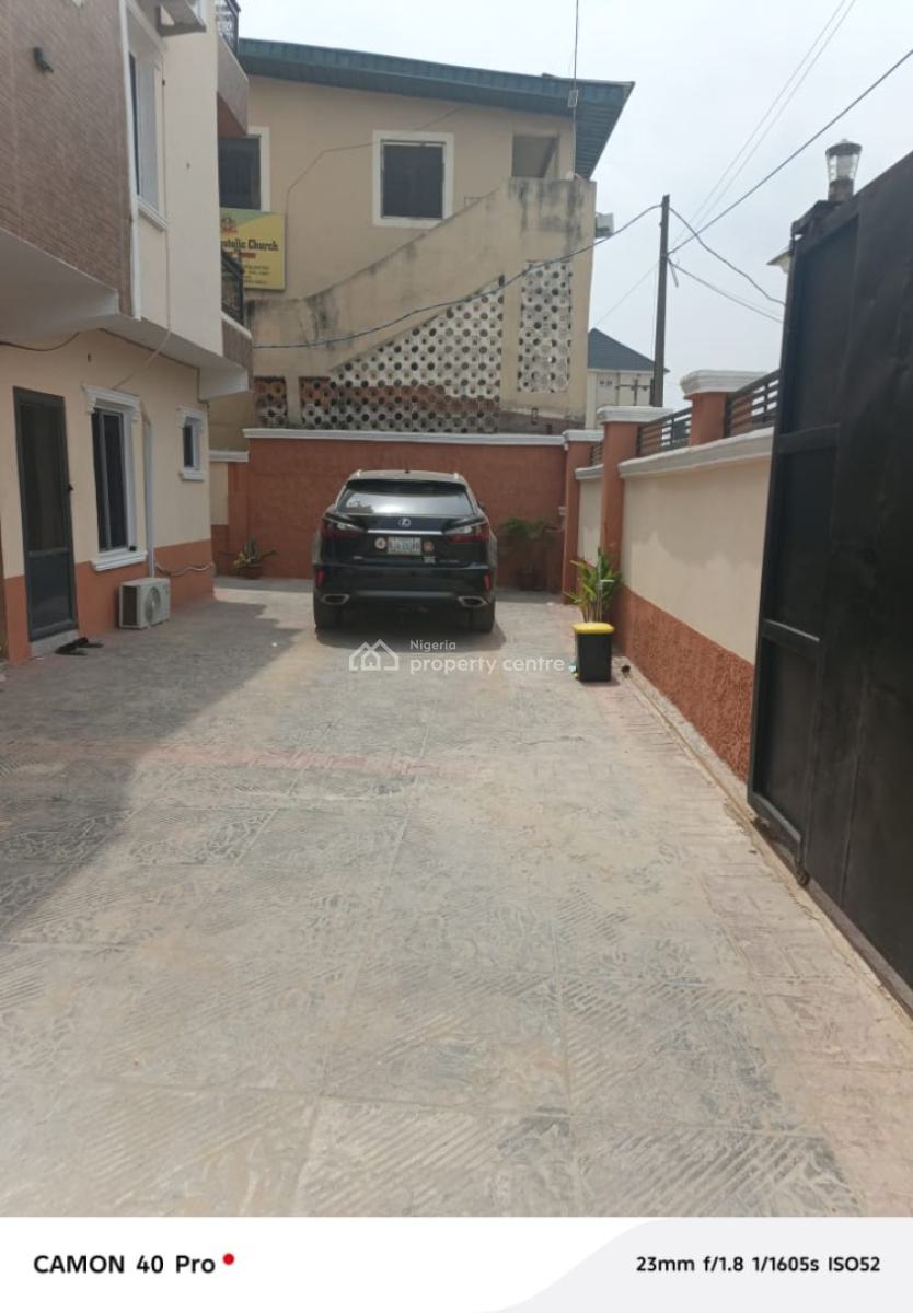 Newly Built Flat, Yaba, Lagos, Flat / Apartment for Rent