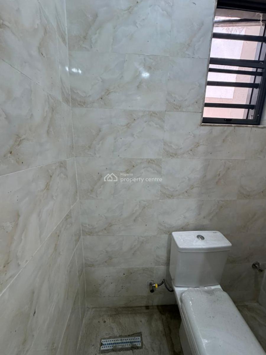 Executive 2 Bedroom Flat, Ologolo, Lekki, Lagos, Flat / Apartment for Rent