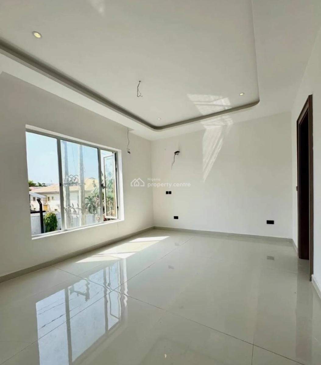 Exquisite Luxurious Designed Serviced 2 Bedroom Flat, Lekki Phase 1, Lekki, Lagos, Flat / Apartment for Sale