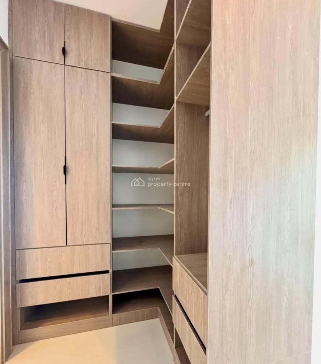 Exquisite Luxurious Designed Serviced 2 Bedroom Flat, Lekki Phase 1, Lekki, Lagos, Flat / Apartment for Sale