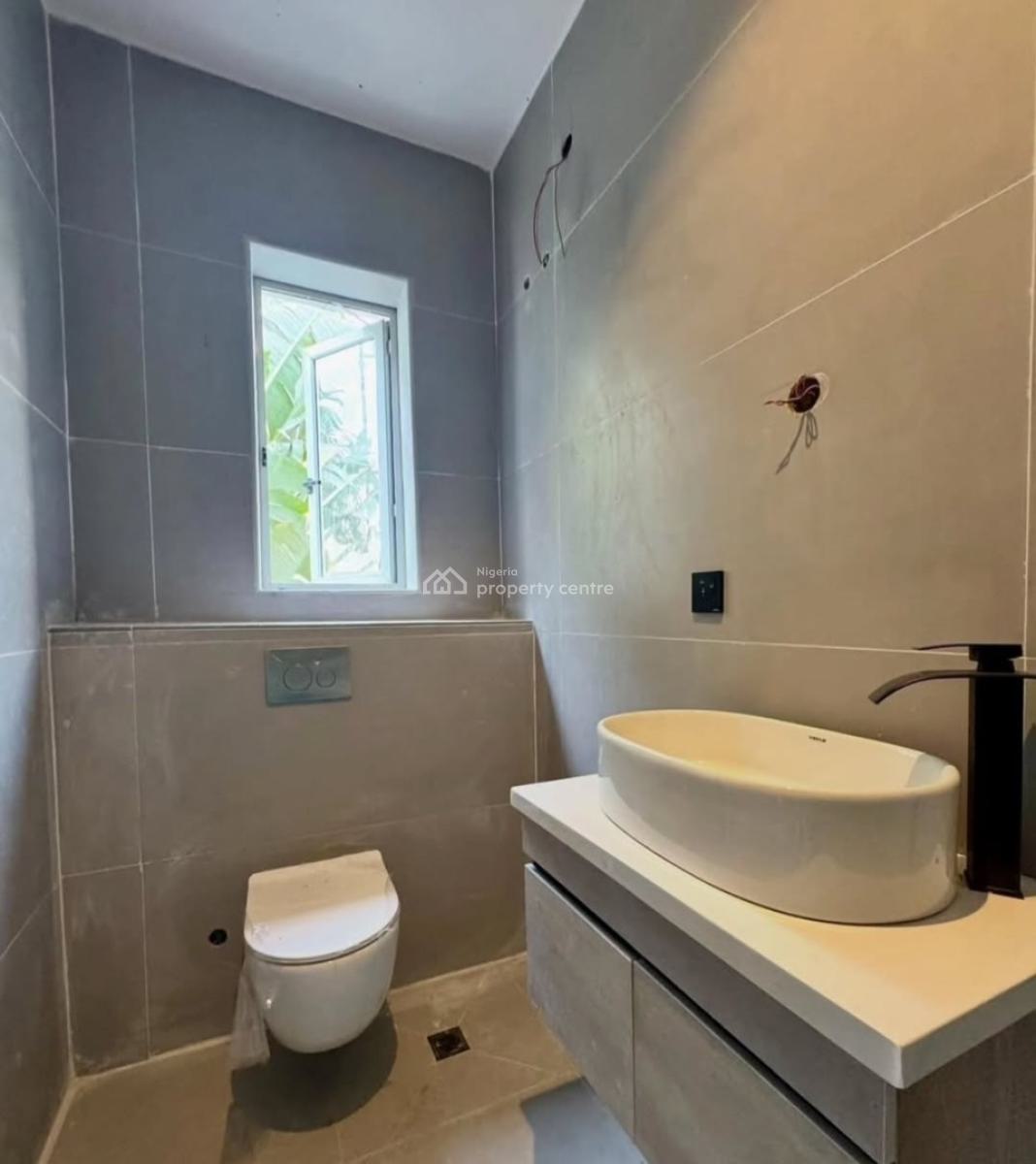 Exquisite Luxurious Designed Serviced 2 Bedroom Flat, Lekki Phase 1, Lekki, Lagos, Flat / Apartment for Sale