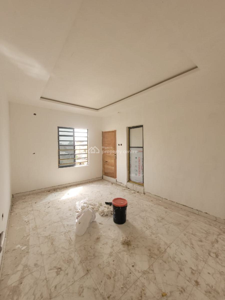 Newly Built Mini Flat, Yaba, Lagos, Flat / Apartment for Rent