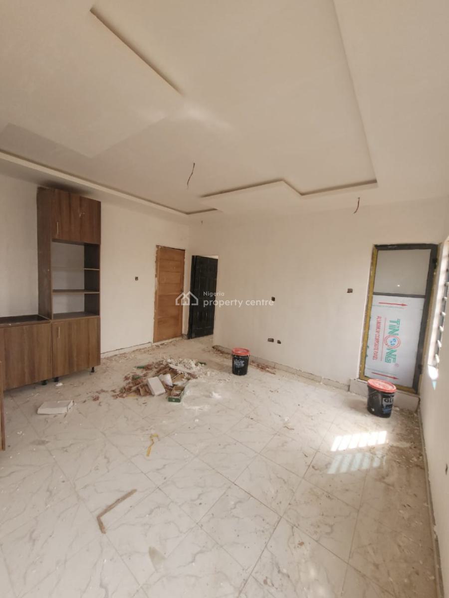 Newly Built Mini Flat, Yaba, Lagos, Flat / Apartment for Rent