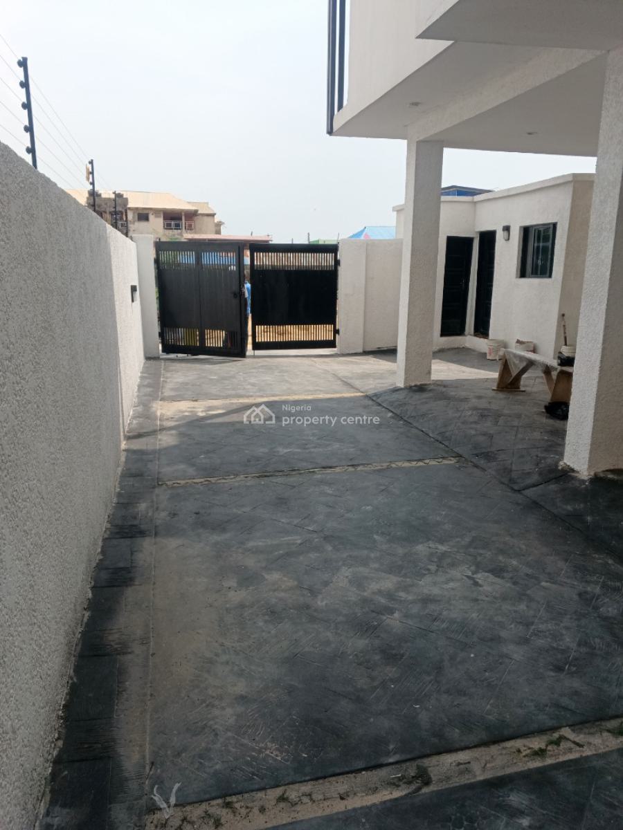 Brand New, Luxury 3 Bedrooms Maisonette Penthouse, Ocean View., Atlantic View Estate, Alpha Beach Road, New-road Bustop, Igbo Efon, Lekki, Lagos, Flat / Apartment for Sale