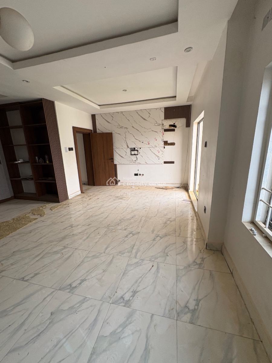 Well Spacious 5-bedroom Duplex, Garki, Abuja, Semi-detached Duplex for Rent