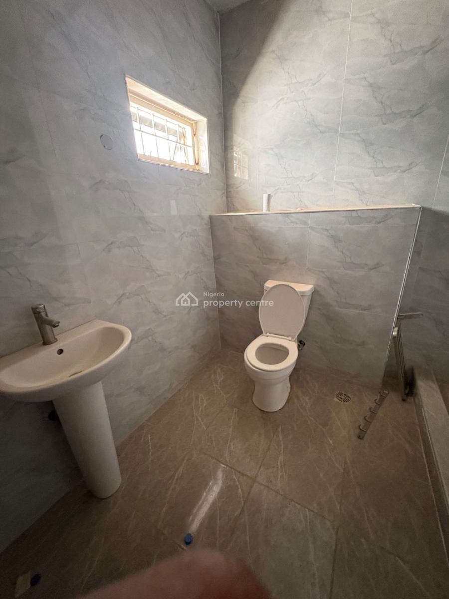 Well Spacious 5-bedroom Duplex, Garki, Abuja, Semi-detached Duplex for Rent