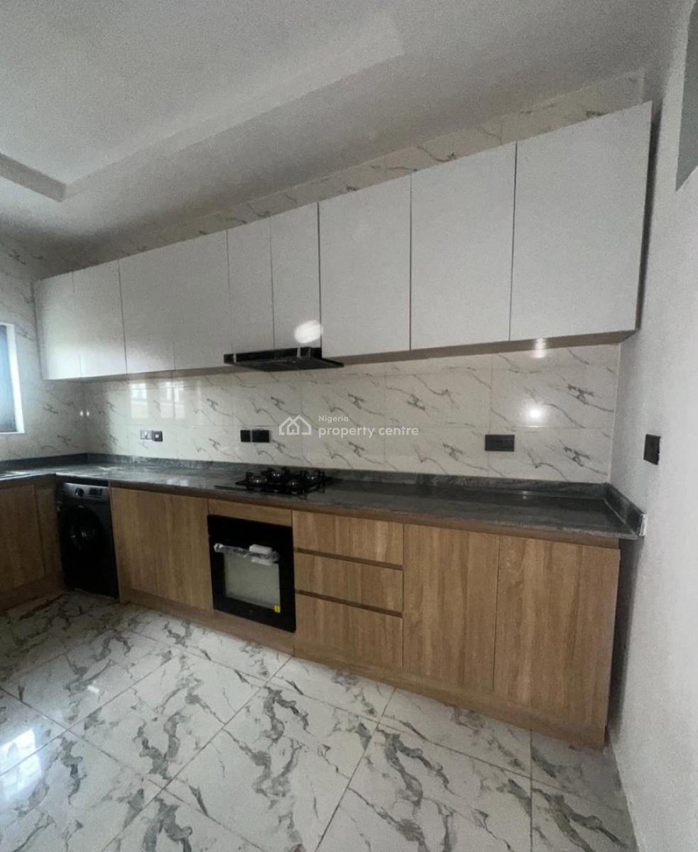 Newly Built and Serviced with 24/7 Power Supply 4 Bedroom En-suite Tow, Lekki Phase 1, Lekki, Lagos, Terraced Duplex for Rent