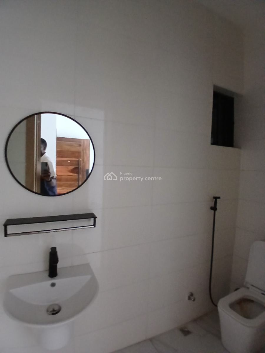 Tastefully Finished and Newly Built and Serviced with 24/7 Power Suppl, Lekki Phase 1, Lekki, Lagos, Flat / Apartment for Sale