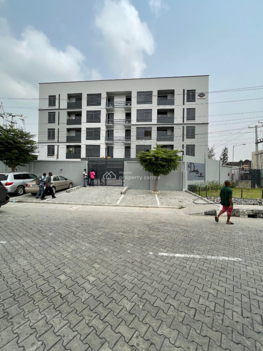 Luxury 3bedroom Apartment, Lekki Phase 1, Lekki, Lagos, Flat / Apartment for Rent