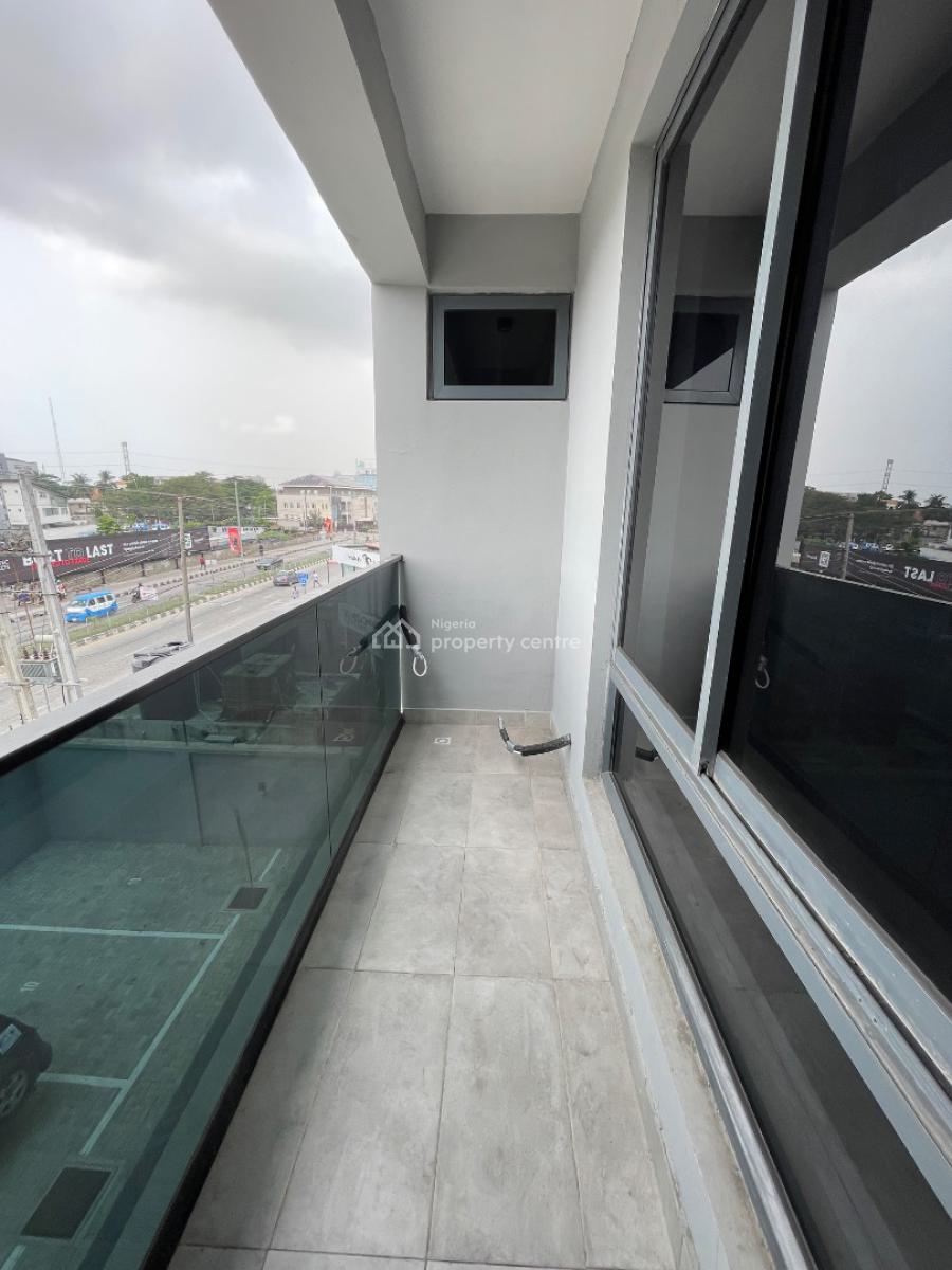 Luxury 3bedroom Apartment, Lekki Phase 1, Lekki, Lagos, Flat / Apartment for Rent