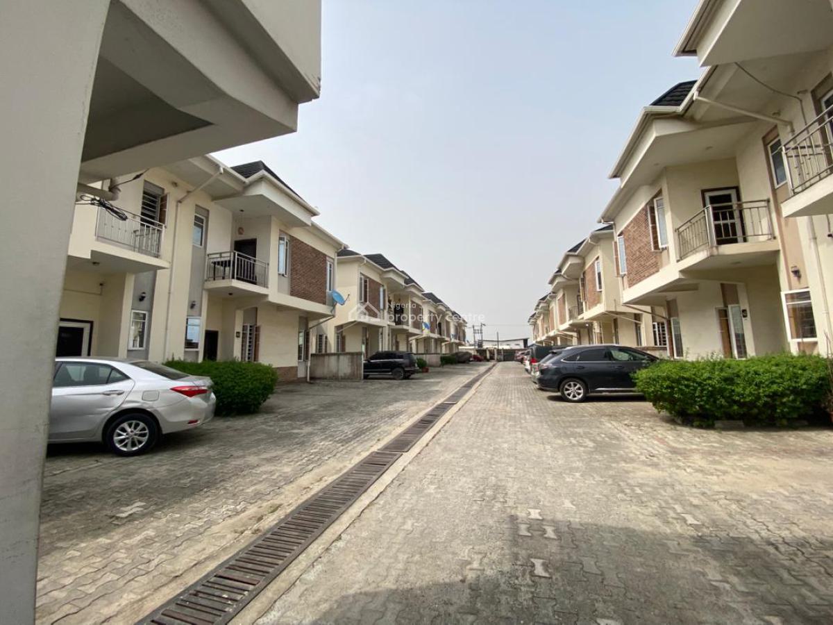 4bedroom Semi Duplex, Mobile Road, Ajah, Lagos, Semi-detached Duplex for Rent