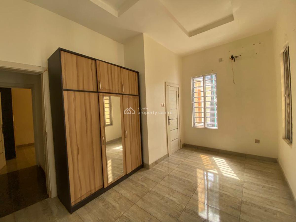 4bedroom Semi Duplex, Mobile Road, Ajah, Lagos, Semi-detached Duplex for Rent