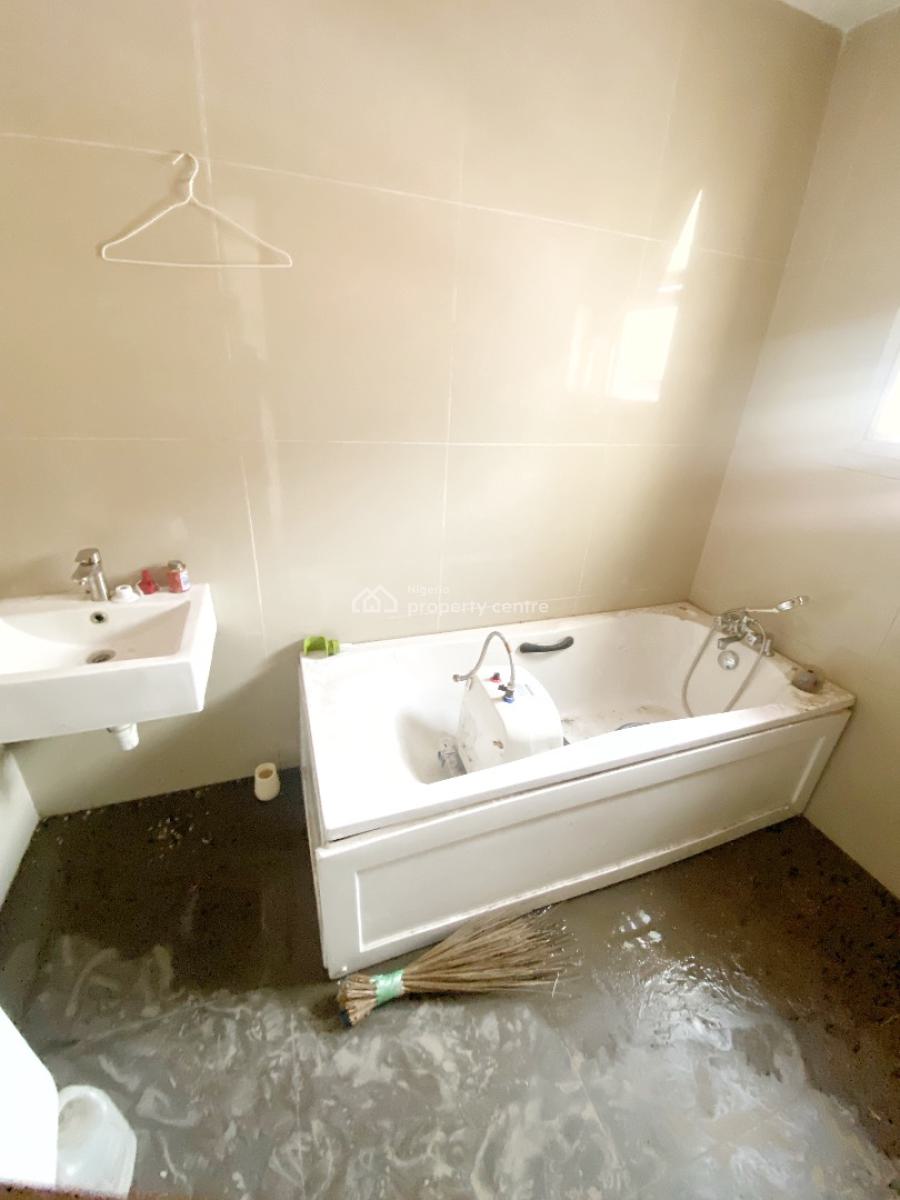 a Well Maintained Spacious 4 Bedroom Terrace Duplex, Gra Phase 2, Magodo, Lagos, Terraced Duplex for Rent